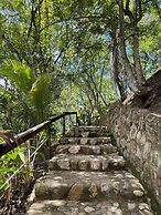 Mayan Hills Resort