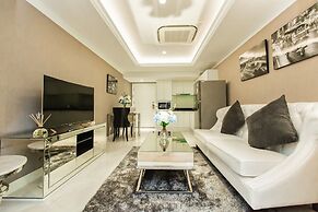 State Tower Silom By Haloth