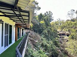Sainamtok Resort