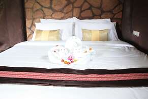 Sainamtok Resort