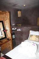 Sainamtok Resort