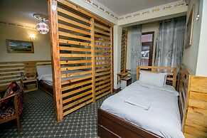 Hotel Pomelo House