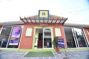 Backpackers Home