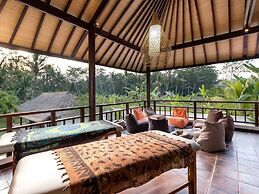 Villa Candi Kecil Empat by Villa Finder