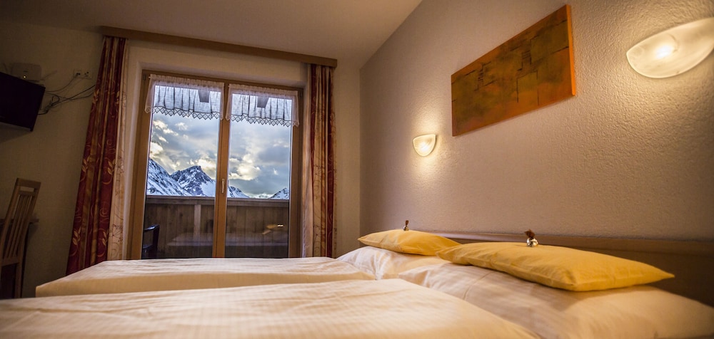 Haus Rothorn