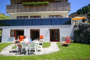 Haus Rothorn