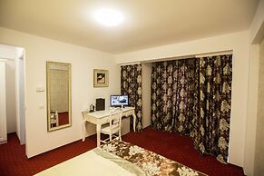 Hotel Helin Central