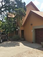 Izimbali Lodge