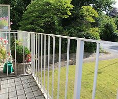 2 Bedrooms - Large Balcony Apartment & Parking