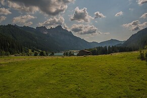 Braitos Seaside Lodges