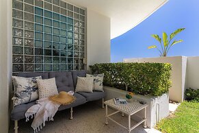 Bay Reflections - Luxury Serviced Apartments