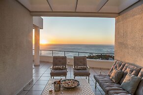 Bay Reflections - Luxury Serviced Apartments