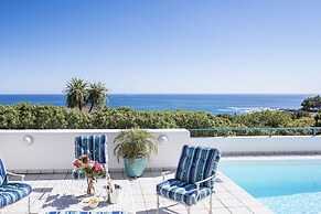 Bay Reflections - Luxury Serviced Apartments