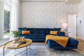 Bay Reflections - Luxury Serviced Apartments