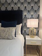Bay Reflections - Luxury Serviced Apartments