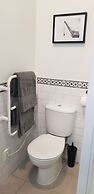 Princes Wharf Boutique Apartment