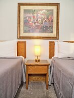 The Oakwood Inn