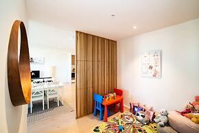 Melbourne Private Apartments - Collins Street Waterfront, Docklands