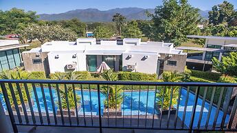 B2 Mae Hong Son Premier Hotel