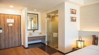B2 Mae Hong Son Premier Hotel