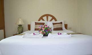Natacha Hotel