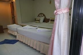 Natacha Hotel