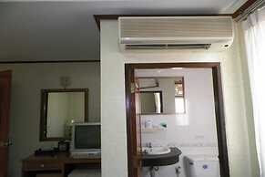 Natacha Hotel