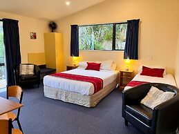Sundowner Motel