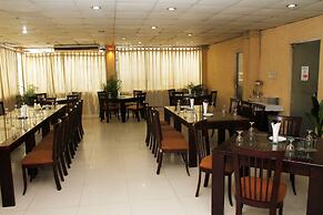 Allegro Holiday Suites
