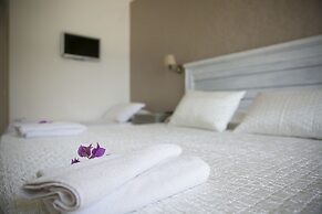 Karianda Hotel