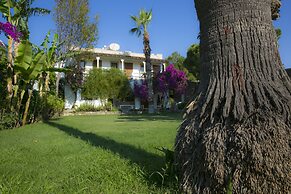 Karianda Hotel