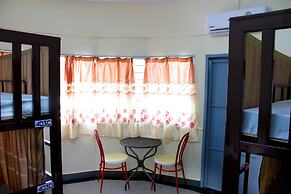 Hatyai Dee Hostel