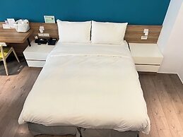 Greenight Hotel