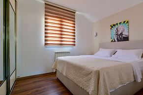 Apartments Kentera