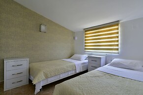 Apartments Kentera