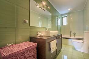Limneon Villas