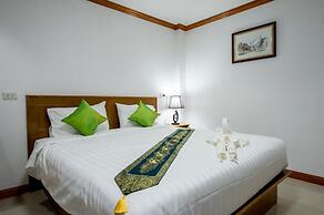 Thatphanom View Hotel