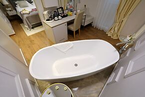 Luxury Rooms Kadena