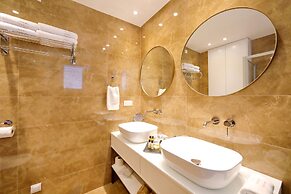 Luxury Rooms Kadena