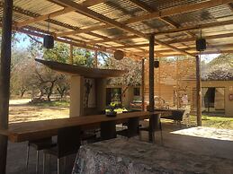 Shakawe Sands Lodge