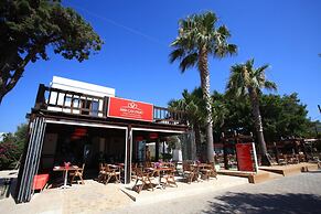 Mer-Can Story Apart Hotel