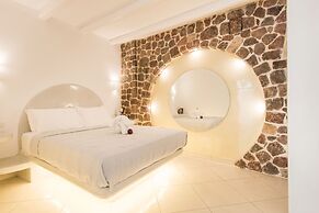 Secret Earth Santorini