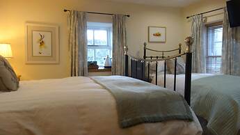Eastview Bed and Breakfast