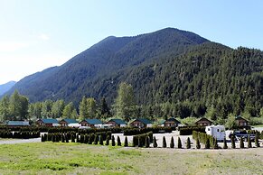 Sunshine Valley Rv Resort & Cabins