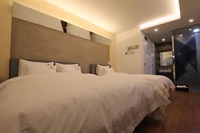 NOVA Hotel