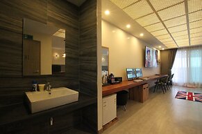 NOVA Hotel