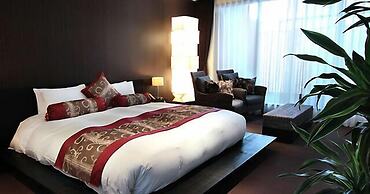 KIZASHI THE SUITE