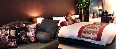 KIZASHI THE SUITE