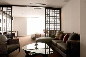 KIZASHI THE SUITE