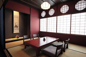 KIZASHI THE SUITE